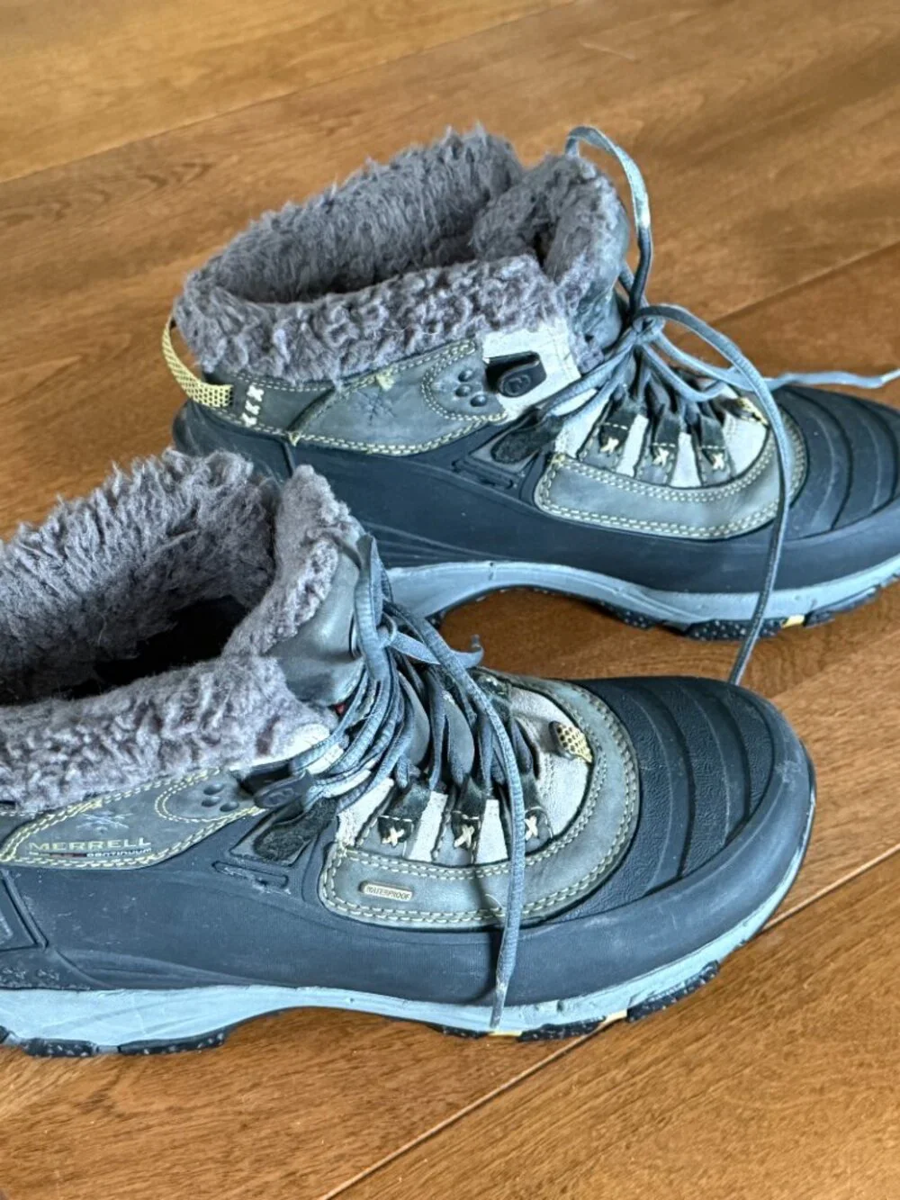 Merrill hiking/snow boots